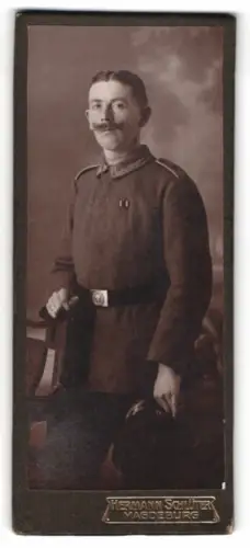 Fotografie Hermann Schlüter, Magdeburg, Uffz. in Feldgrau Uniform Rgt. 66