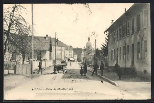 AK Delle, Route de Montbéliard avec passants et charrette