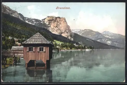 AK Grundlsee, Uferpartie mit Bergen