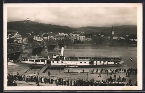 AK Linz a. D., Binnenschiff Johann Strauss am Landungsplatz