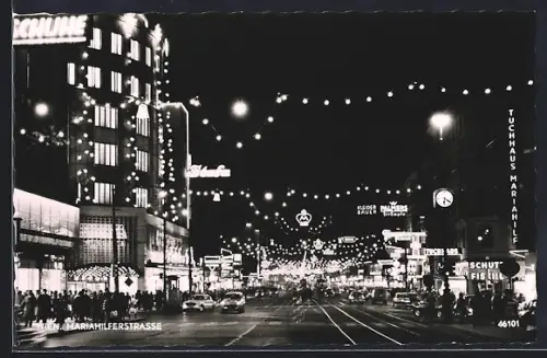 AK Wien, Mariahilferstrasse mit abendlicher Festbeleuchtung