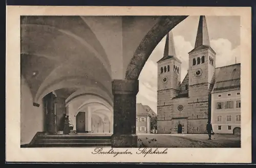 AK Berchtesgaden, Torbogen bei der Stiftskirche