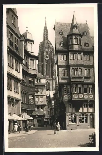 AK Alt-Frankfurt, Durchblick vom Römerberg auf den Dom
