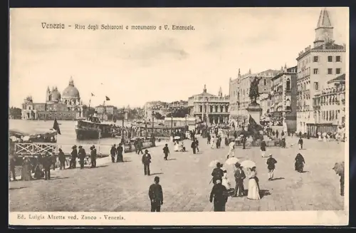 AK Venezia, Riva degli Schiavoni e monumento a V. Emanuele