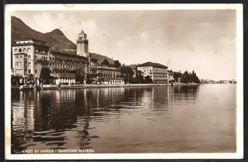 AK Gardone Riviera /Lago di Garda, Panorama