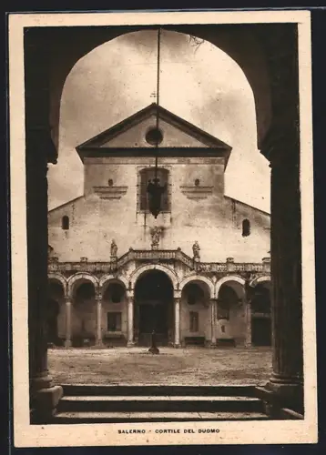 AK Salerno, Cortile del Duomo