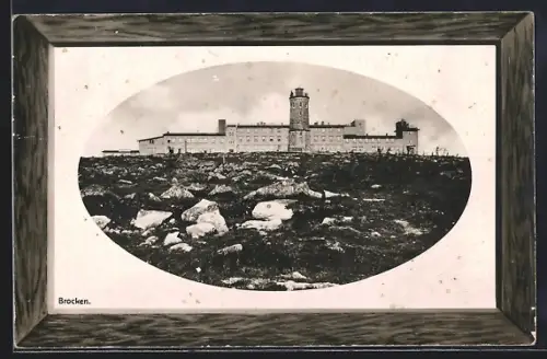 Präge-AK Brocken i. H., Brockenhotel und Aussichtsturm, Passepartout