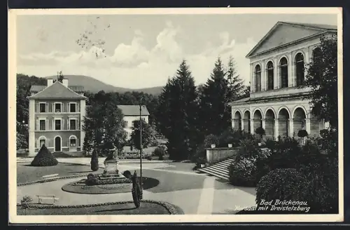 AK Bad Brückenau, Kursaal mit Dreistelzbrunnen
