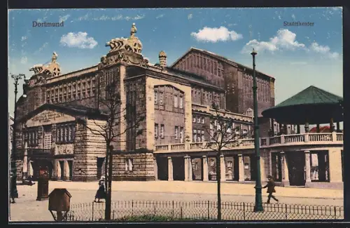 AK Dortmund, Stadttheater mit Vorplatz