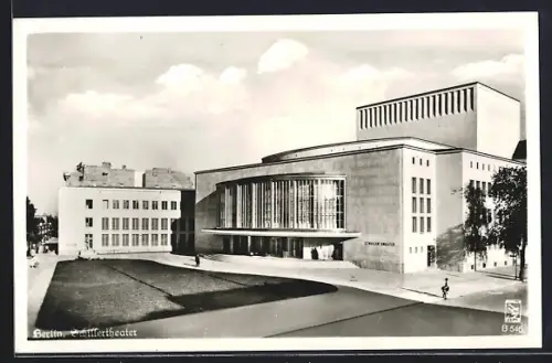 AK Berlin-Charlottenburg, Schillertheater mit Vorplatz aus der Vogelschau