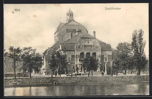 AK Kiel, Stadttheater