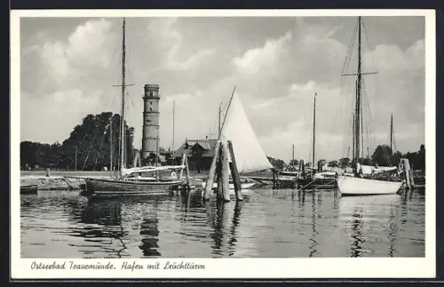 AK Travemünde, Hafen mit Leuchttürmen