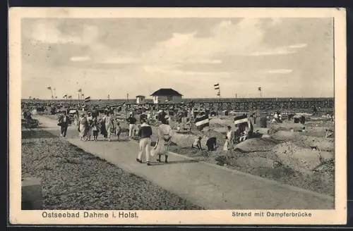 AK Dahme i. Holst., Strand mit Dampferbrücke