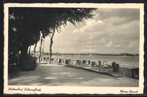 AK Eckernförde, Promenade am Ufer