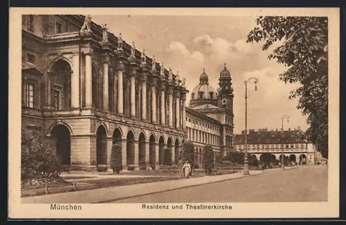 AK München, Residenz und Theatinerkirche