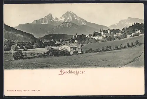 AK Berchtesgaden, Ortsansicht mit Bergpanorama