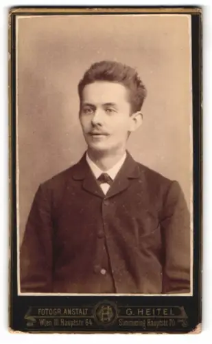 Fotografie G. Heitel, Wien, Hauptstr. 64, Paul Giesow als junger Mann