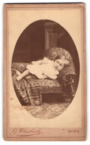 Fotografie H. Weissbach, Wien, Mariahilferstrasse 57, Marianne Schuberth als Kleinkind