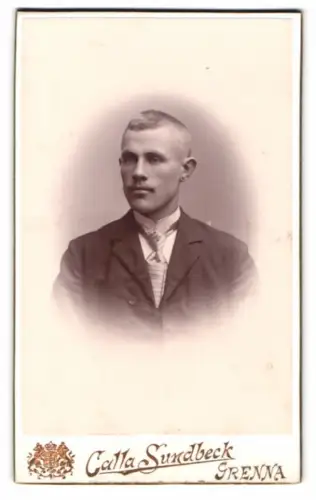 Fotografie Calla Sundbeck, Grenna, Porträt eines jungen Mannes