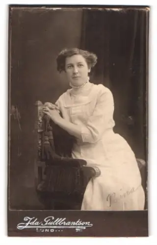 Fotografie Ida Gullbrantson, Lund, Stortorget 4, Porträt einer Dame