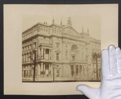 Fotografie Josef Wlha, Wien, Ansicht Wien, Partie am Ringtheater mit Cafe Restaurant