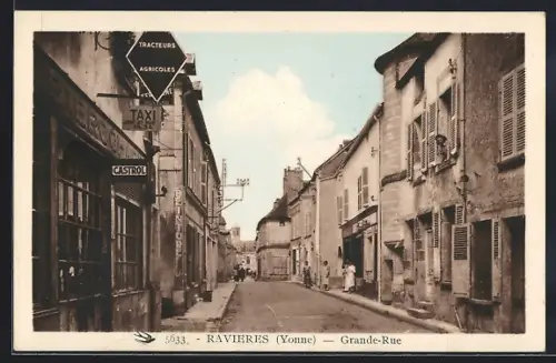 AK Ravières /Yonne, Grande-Rue animée avec commerces et passants