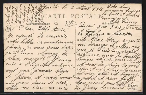 AK Saint-Florentin /Yonne, Place des Fontaines et Grande-Rue