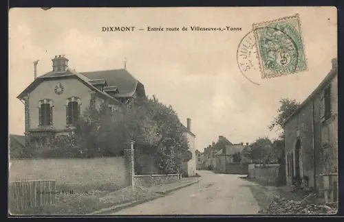 AK Dixmont, Entrée route de Villeneuve-s.-Yonne