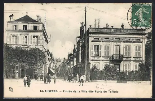 AK Auxerre, Entrée de la Ville dite Porte du Temple