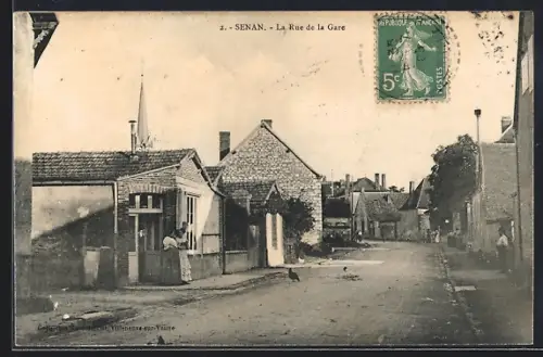 AK Senan, La Rue de la Gare