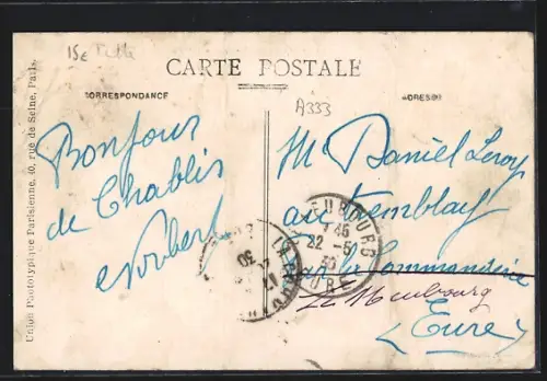 AK Chablis /Yonne, Hôtel de l`Étoile avec un bus stationné devant