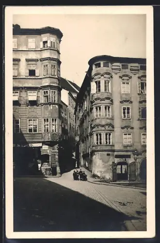AK Linz a. d. D., Blick in eine Gasse der Altstadt