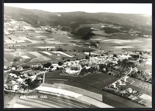 AK Ulrichsberg /O.-Ö., Totalansicht mit Umgebung aus der Vogelschau