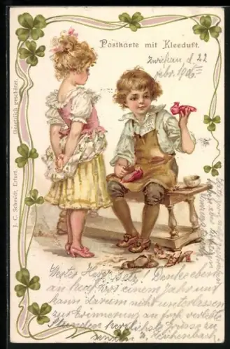 Duft-AK Knabe als Schuhmacher, Kleeblätter