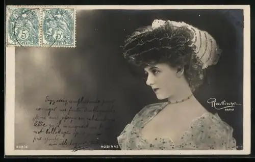 Glitzer-Perl-AK Robinne mit Halskette