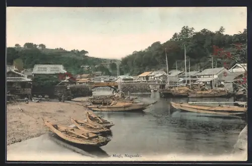AK Mogi /Nagasaki, View of the settlement, flat fishing boats in a river