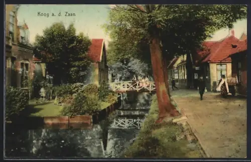 AK Koog a/d Zaan, Ortspartie mit Brücke