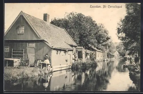 AK Zaandam, Mr Cornelispad