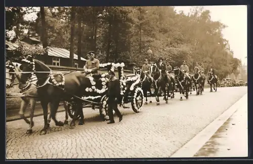 Foto-AK Zittau, Festzug am 7. September 1930