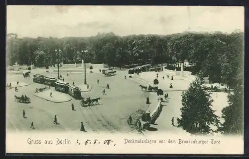 AK Berlin-Tiergarten, Denkmalanlagen vor dem Brandenburger Tore mit Strassenbahn