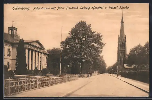 AK Oldenburg / Oldenburg, Peterstrasse mit Peter Friedrich Ludwig-Hospital u. kathol. Kirche