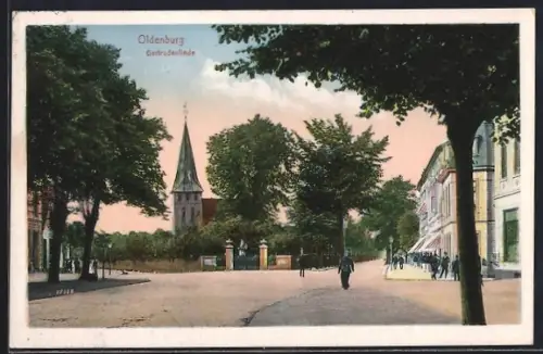 AK Oldenburg / Gr., Strassenpartie an der Gertrudenlinde