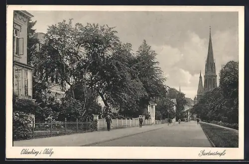 AK Oldenburg / Oldenburg, Gartenstrasse mit Kirche