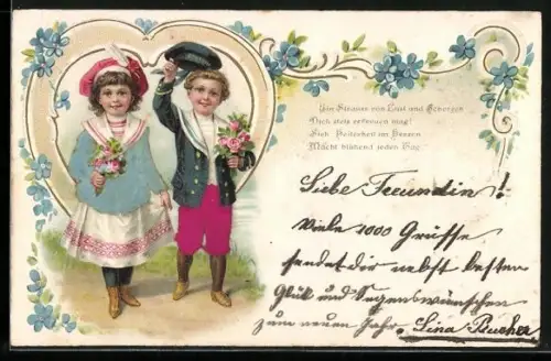 Stoff-Präge-AK Kinderpaar mit Rosen, geprägtes Herz u. Vergissmeinnicht-Ornament