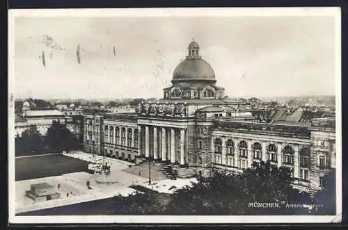 AK München, Ansicht des Armeemuseums