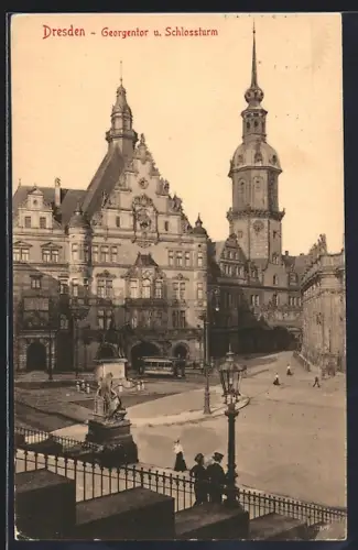 AK Dresden, Georgentor und Schlossturm mit Statue u. Strassenbahn aus der Vogelschau