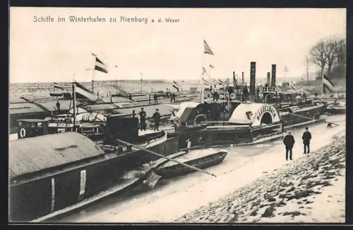 AK Nienburg a. d. Weser, Schiffe im Winterhafen