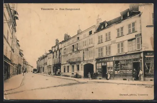 AK Tonnerre, Rue Rougemont avec boutiques et passants