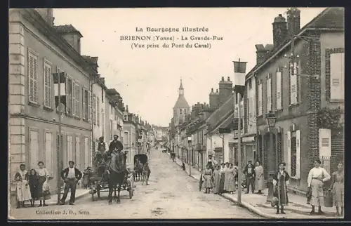 AK Brienon /Yonne, La Grande-Rue, Vue prise du Pont du Canal