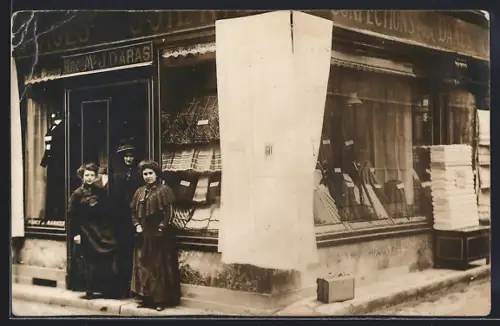 Foto-AK Sens, Devanture du magasin M. J. Daras